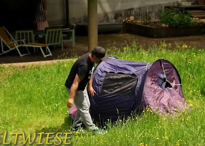 Gaestehaus Am Sternberg Mini-hôtel Gomadingen